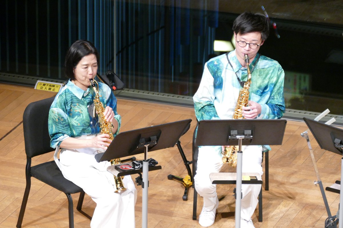 OsakaShion's tweet photo. 【御礼🌙】

🎼 サクソフォン四重奏 #NAGISAX 室内楽リサイタル Vol.5 🎷🎶
📍あいおいニッセイ同和損保 #ザ・フェニックスホール
ご来場いただき、誠にありがとうございました😆

NAGISAXの魅力を存分に味わっていただけるプログラムをお届けいたしました👏
プログラム後半には、テレビショッピングの音声が素材となっている⁈音源を用いた楽曲も演奏😳
NAGISAXの新たな一面をご覧いただけたのではないかと思います‼️

🎷NAGISAXメンバー🎷
ソプラノ・サクソフォン：田端 直美
アルト・サクソフォン：福田 亨
テナー・サクソフォン：髙畑 次郎
バリトン・サクソフォン：井澤 裕介

今月末には、ユーフォニアム・チューバ四重奏の室内楽リサイタルもございます✨
こちらもメンバーの個性をたっぷりご堪能いただける内容となっておりますので、ぜひご来場ください🎶

🎫チケットは好評販売中です🎫

✅ユーフォニアム・チューバ四重奏 室内楽リサイタル
日時：2026年3月31日(火) 18:30開場／19:00開演
会場：ドルチェ・アートホール Osaka
演奏：Osaka Shion Wind Orchestra ユーフォニアム・チューバ四重奏
　　 ［ユーフォニアム：岩井田 さくら、三宅 孝典／チューバ：北畠 真司、松本 大介］

プログラム
♪ ダンス組曲（西村 友）［委嘱初演］
♪ 語り継がれゆくトゥーランドット姫（G.プッチーニ／編曲：石田 忠昭）［委嘱初演］
♪ バイエルンのシチュー（R.ヴィルヘルム）
ほか

▼チケットのお買い求め・公演詳細はこちら▼
https://t.co/BF483cS6K9

#オオサカシオン