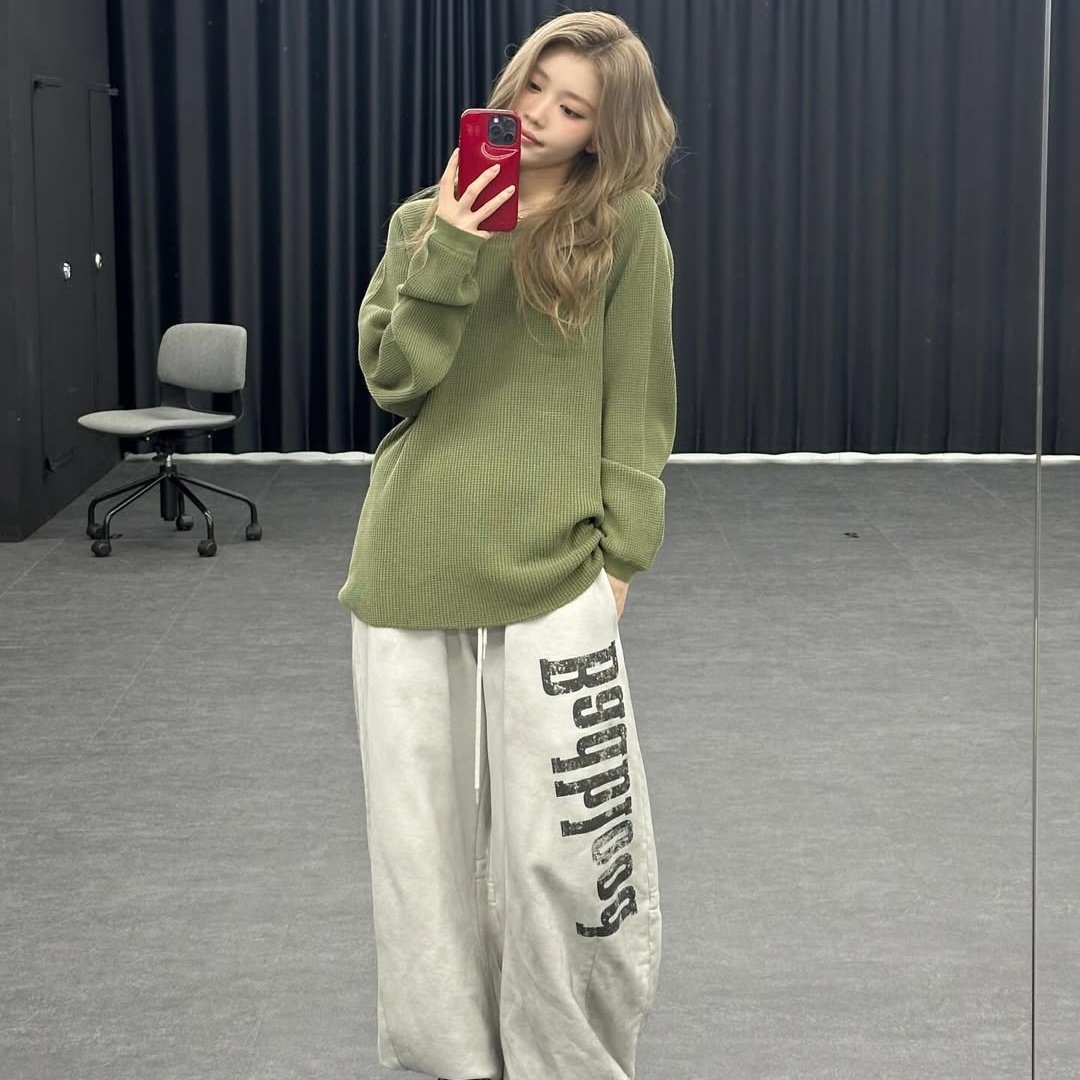 shen xiaoting pics 🦌 tweet media