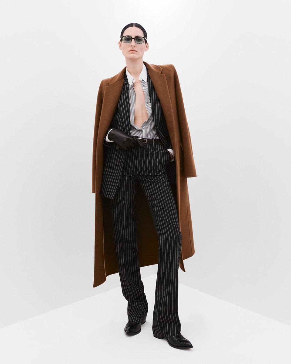 TOM FORD tweet media