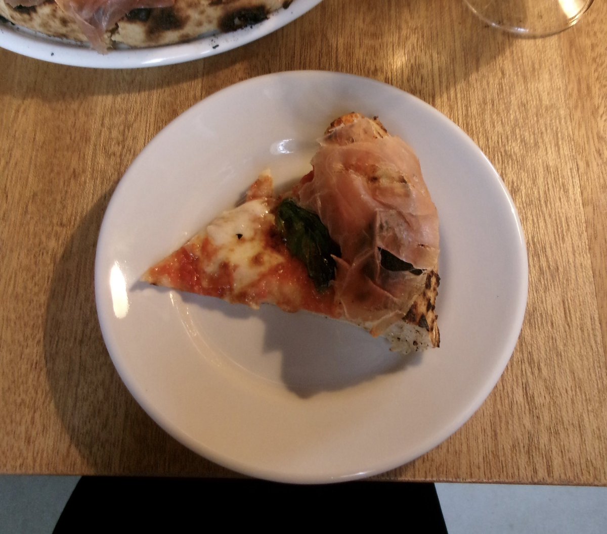 993218_'s tweet photo. 🍕も https://t.co/BhxaKXroay