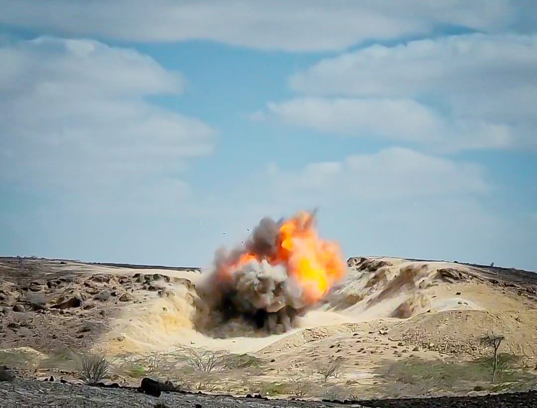 arabnews's tweet photo. #ProjectMasam destroys 926 mines, explosive remnants in #Mukalla https://t.co/PIqRowLToB https://t.co/vjWkT29pRI