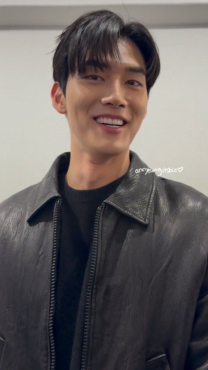 femjoowon tweet media