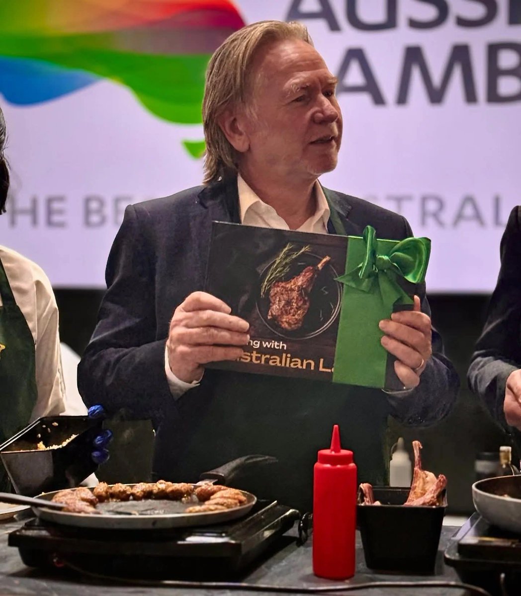 The_Indian_Sun's tweet image. #Australia showcases 44 #food &amp;amp; #beverage #exporters at #AAHAR2026 in #NewDelhi, its largest delegation yet. Products include #lamb, honey, #vegan pet food, leveraging the free trade agreement to meet rising Indian demand. #TheIndianSun @HCICanberra 

🔗 wp.me/p7ADtX-up9