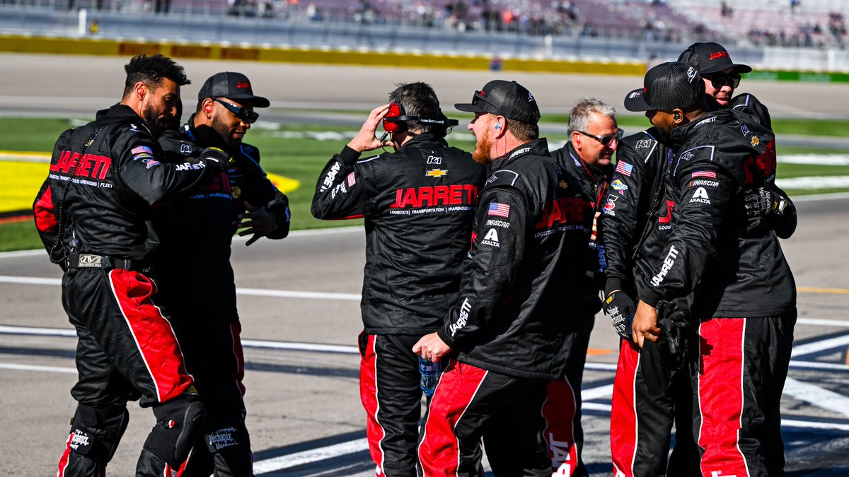 JR Motorsports tweet media