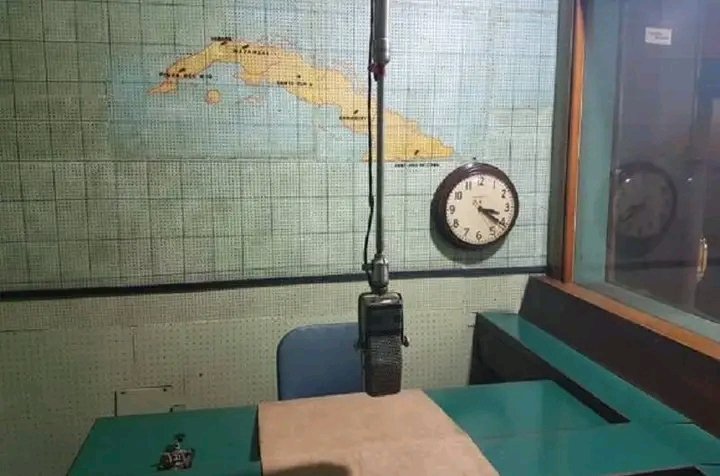 La voz de José Antonio Echevarría sigue resonando: Cuba no olvida el 13 de marzo #Cuba #13DeMarzo #LasTunas <a href="/MINSAPCuba/">Ministerio de Salud Pública de Cuba</a> <a href="/japortalmiranda/">José Angel Portal Miranda</a> <a href="/gobiernotunas/">Gobierno Provincial de Las Tunas</a> <a href="/LorenzoOsbel/">Osbel Lorenzo</a> <a href="/YelenysLasTunas/">Yelenys Tornet Menéndez</a> <a href="/DtorDgsTunas/">Director General de Salud Las Tunas</a> <a href="/DirGestionTunas/">Directora de Gestión Sanitaria DGS Las Tunas</a> <a href="/marianela7772/">Marianela</a> <a href="/heg_vdclinico/">HEG_VdClinico</a> <a href="/Alexand80512921/">Alexander Brito Rodriguez</a> <a href="/LaverniaMa34272/">Mayra Lozano Lavernia</a>