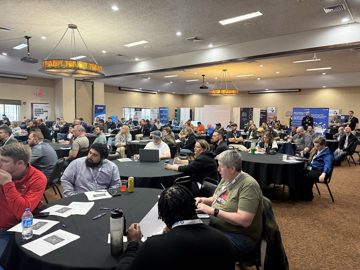 MidwestTechTalk tweet media