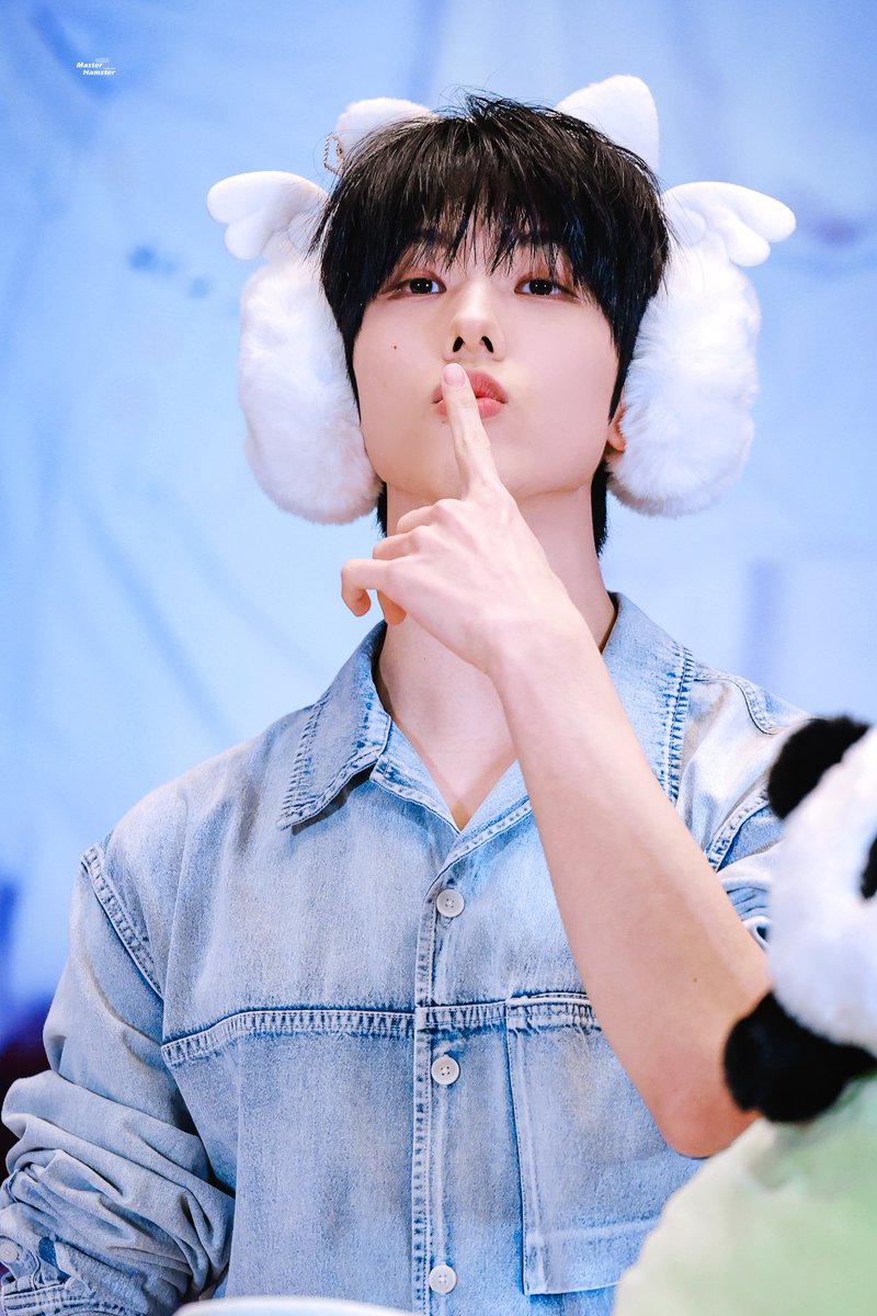 MasterHamster tweet media