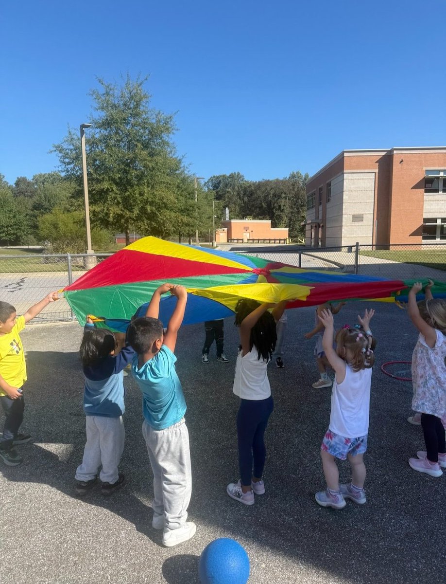 Lothian Elementary tweet media