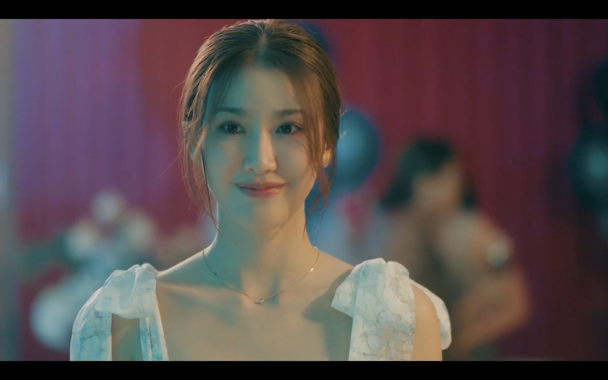 casslawless's tweet photo. I’ve been supporting and promoting HeartCode since the very beginning, so it would honestly feel like a crime if I didn’t write something today.
Everyone would agree that, as an action thriller, this series delivered brilliantly.
(1/6)
#HeartCodeTheSeries
#HeartCodeep6 https://t.co/pW59kdvmu9