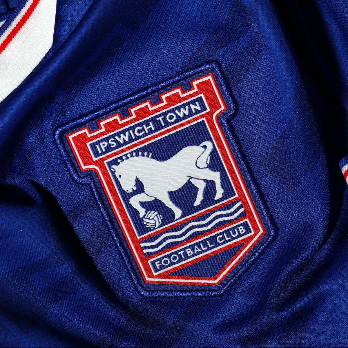 IpswichTown's tweet photo. 📰 The club acknowledges the violent conduct charge against Leif Davis, following an incident in last weekend’s game with Leicester City.

The defender will now serve a three-match ban, effective immediately, beginning with this weekend’s visit to Sheffield Wednesday. ⤵️
