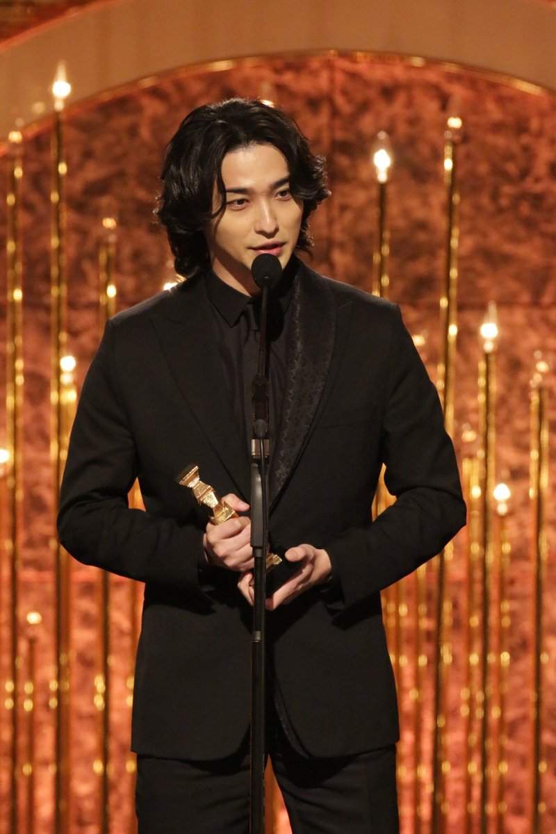 mtt_75058's tweet photo. 2025年に「正体」で最優秀主演男優賞を受賞した横浜流星
2026年に「国宝」で最優秀主演男優賞を受賞した吉沢亮
こんな美しいドラマが起こるなんて…感動です
#日本アカデミー賞 #第49回日本アカデミー賞 https://t.co/rhtOqSLgnk