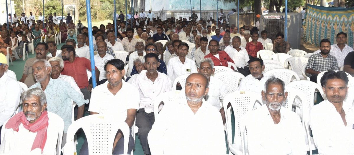 infokhedagog's tweet image. ઠાસરા ખાતે યોજાયેલા પી.એમ. કિસાન ઉત્સવ દિવસ અને મિલેટ્સ મેળામાં ખેડૂતોમાં ઉત્સાહ જોવા મળ્યો. ખેડા જિલ્લાના ૨,૫૨,૬૬૪ ખેડૂતોને પી.એમ. કિસાન સન્માન નિધિના ૨૨મા હપ્તા અંતર્ગત રૂ. ૫૧.૭૧ કરોડની સહાયનો લાભ મળ્યો. 

#PMKisan #Kheda #Millets #Farmers