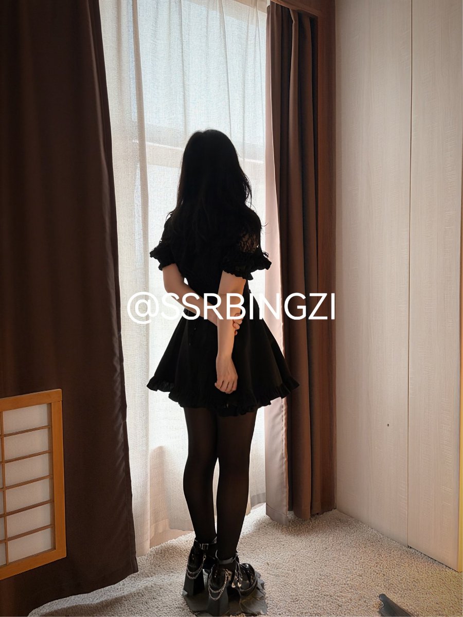 SSRBINGZI's tweet photo. “我”的双面人生！
@RubberbunnyCN 
#latex https://t.co/Nw3ZoGVPqK
