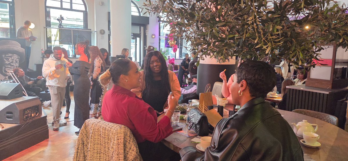 Rose Tinted Financial Services tweet media