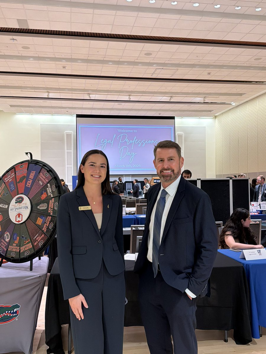 MeldonLaw's tweet photo. Talking law, careers, and the future ⚖️

Carey Meldon enjoyed meeting students at Legal Professions Day hosted by Florida Blue Key at the J. Wayne Reitz Union.

It’s always a privilege to connect with students exploring the legal profession. https://t.co/luQxjhph3U