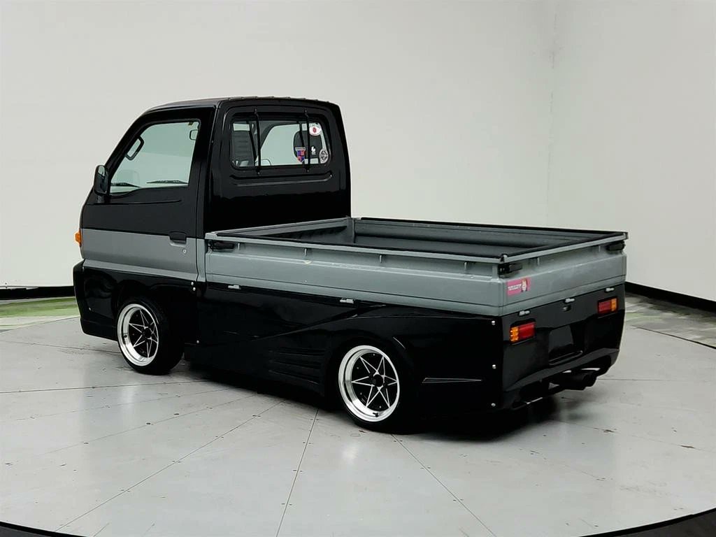 UNICARNS tweet media