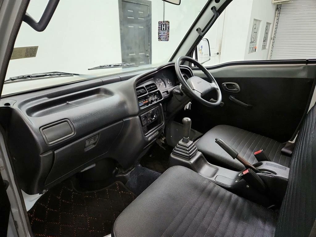 UNICARNS tweet media