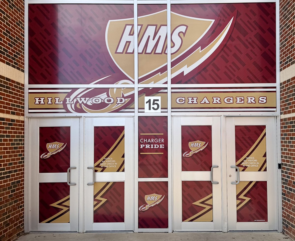 Waterboy_Miles's tweet image. It’s always a great Friday when I get to see a new @waterboy_tx project installed! Hillwood MS entrances are a great start to a new partnership for us, and we are excited to continue on upcoming projects!
#WaterboyGraphics #WeBrandBig #WhenCultureMatters #CampusBranding #Branding