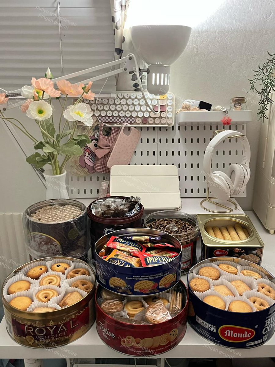 list 20+ macam kue lebaran yg gak nyesel aku beli.. Isinya banyak &amp; kuenya enak semuaa!!🫶