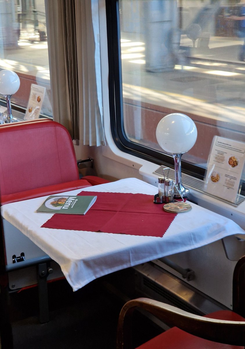 peripsen tweet media