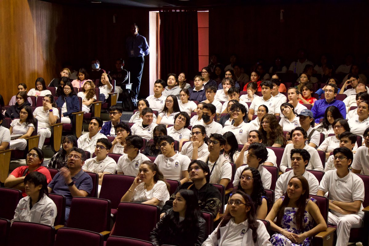 Facultad de Medicina tweet media