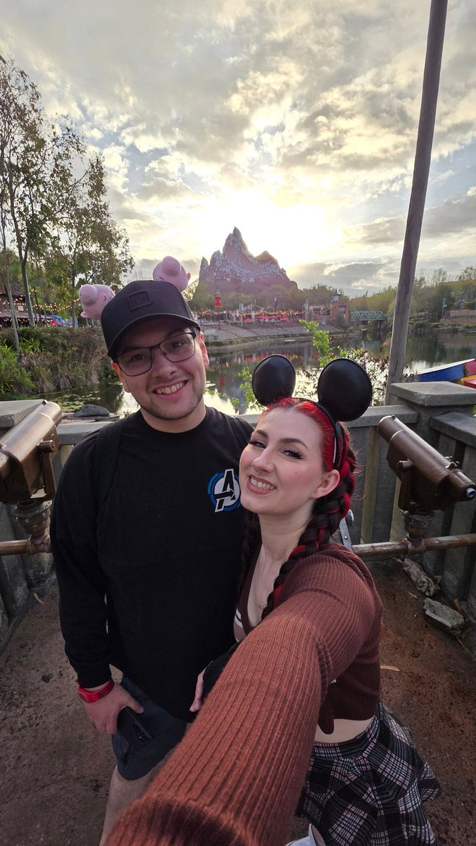 Knightenator✨ Streamer | Gaming | Gluten Free tweet media