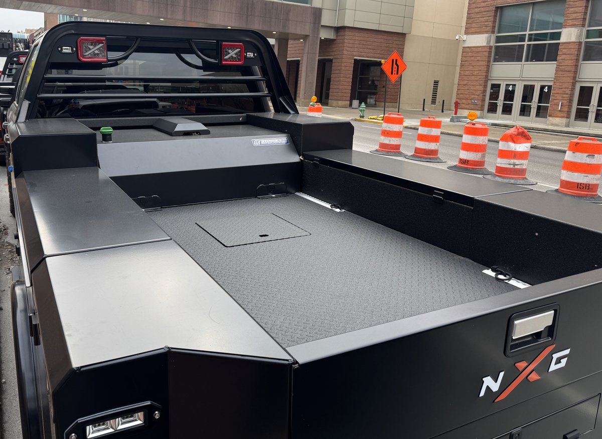 transferflow's tweet image. We're excited to announce that Transfer Flow has partnered with NXG Truck Bodies to unveil a fuel tank system exclusively designed for their truck bodies. This collaboration is currently on display at Work Truck Week in Indianapolis.
#WTW2026 #NXGTruckBodies #TransferFlow