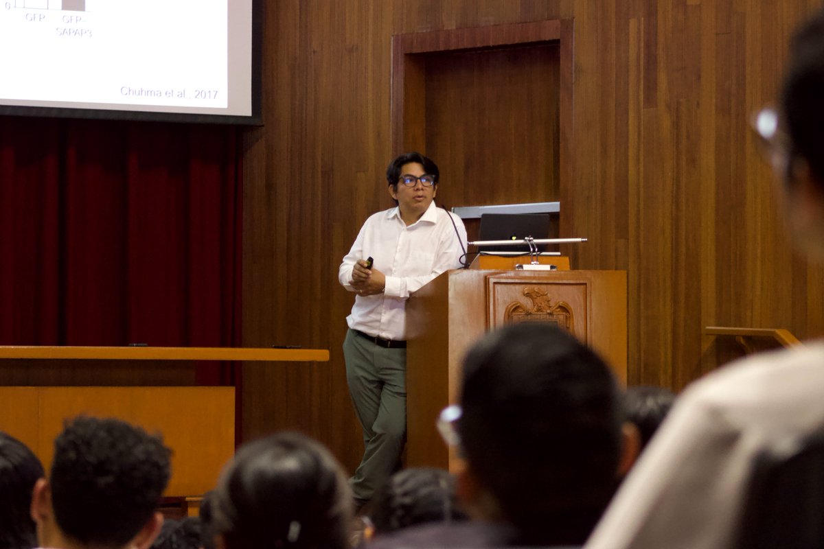 Facultad de Medicina tweet media