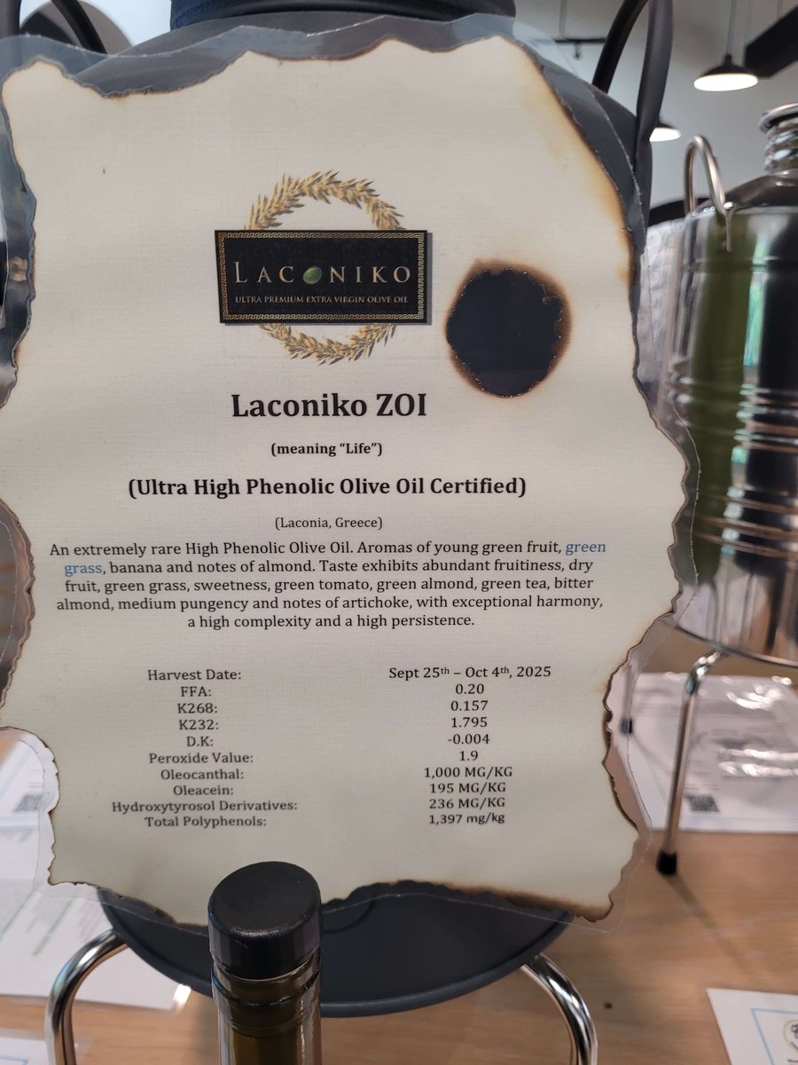 winecompass's tweet photo. The Essence of the Olive: The Health Benefits of Extra Virgin Olive Oil. What Modern Research—and the World Olive Center for Health—Shows Us.
.
https://t.co/nClnz5uHOf
.
#underthebevfuence #ExtraVirginOliveOil #essenceoftheolive https://t.co/wUEngFCELp
