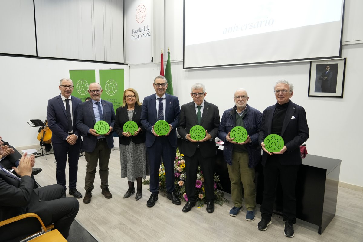 Universidad Murcia tweet media