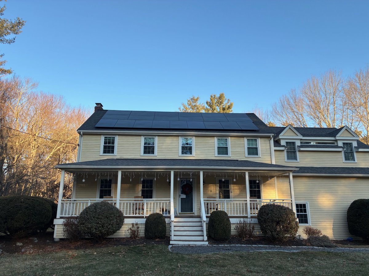 21 panels, one happy Sudbury family! ☀️

Moved in Summer '25, powered by the sun by Winter '25. "Top-notch service all around!"

 #Solar #SudburyMA #CleanEnergy #SolarPower