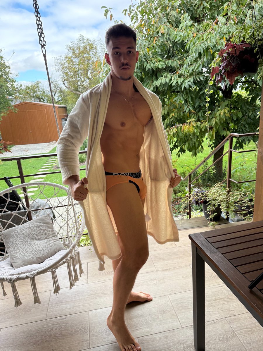 Dmusclevip's tweet photo. My private side is here https://t.co/k3DJ1gHwXC https://t.co/CVTPXqGA3q
