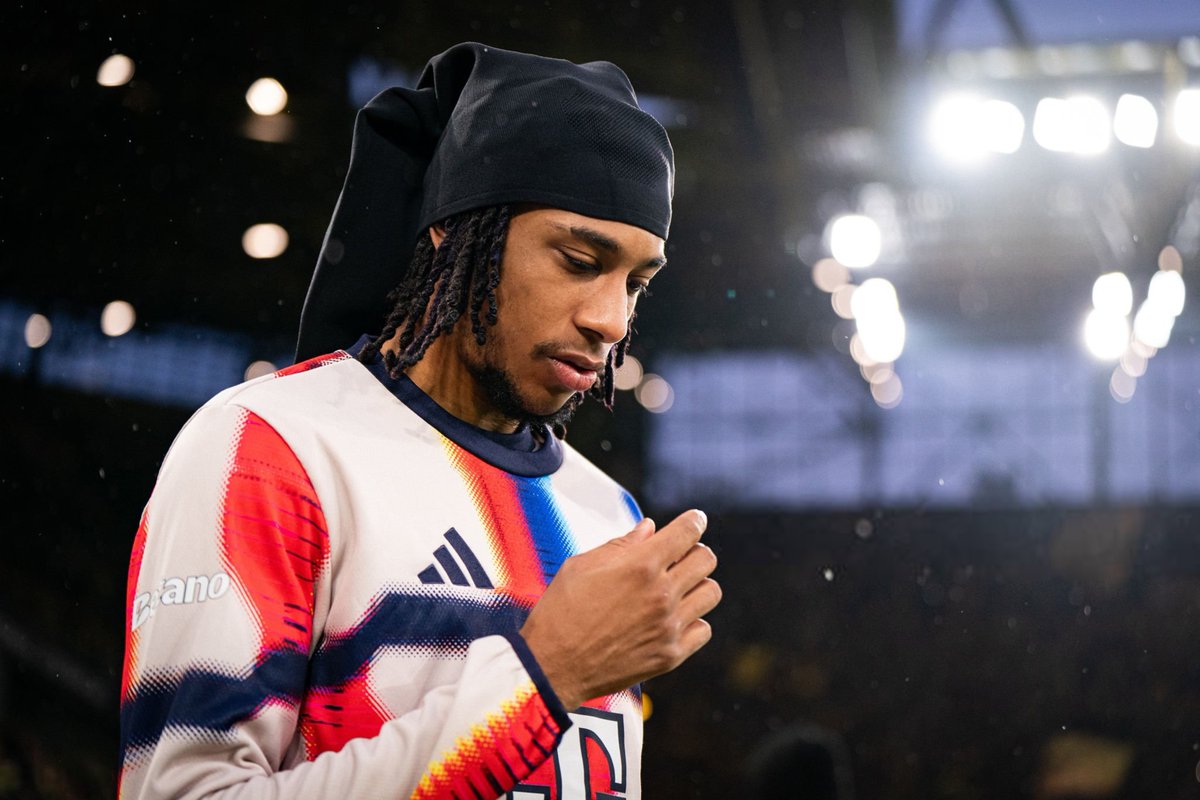 Footballtweet's tweet image. Yeah okay, Michael Olise is good at football. Very good, sure. 

But have you 𝗦𝗘𝗘𝗡 how cool he is? Mr. Nonchalant. 🥶