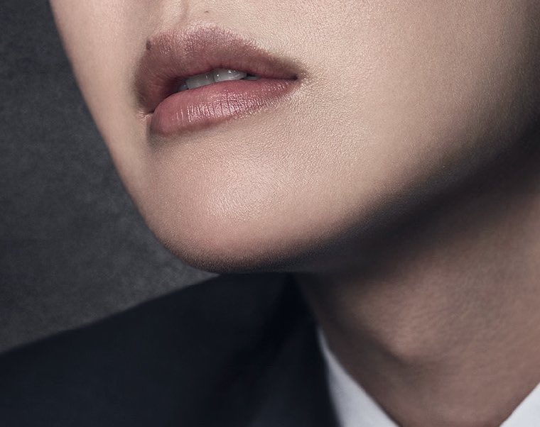ACE__jh's tweet image. they stopped hiding his pretty lip moles #thankgod