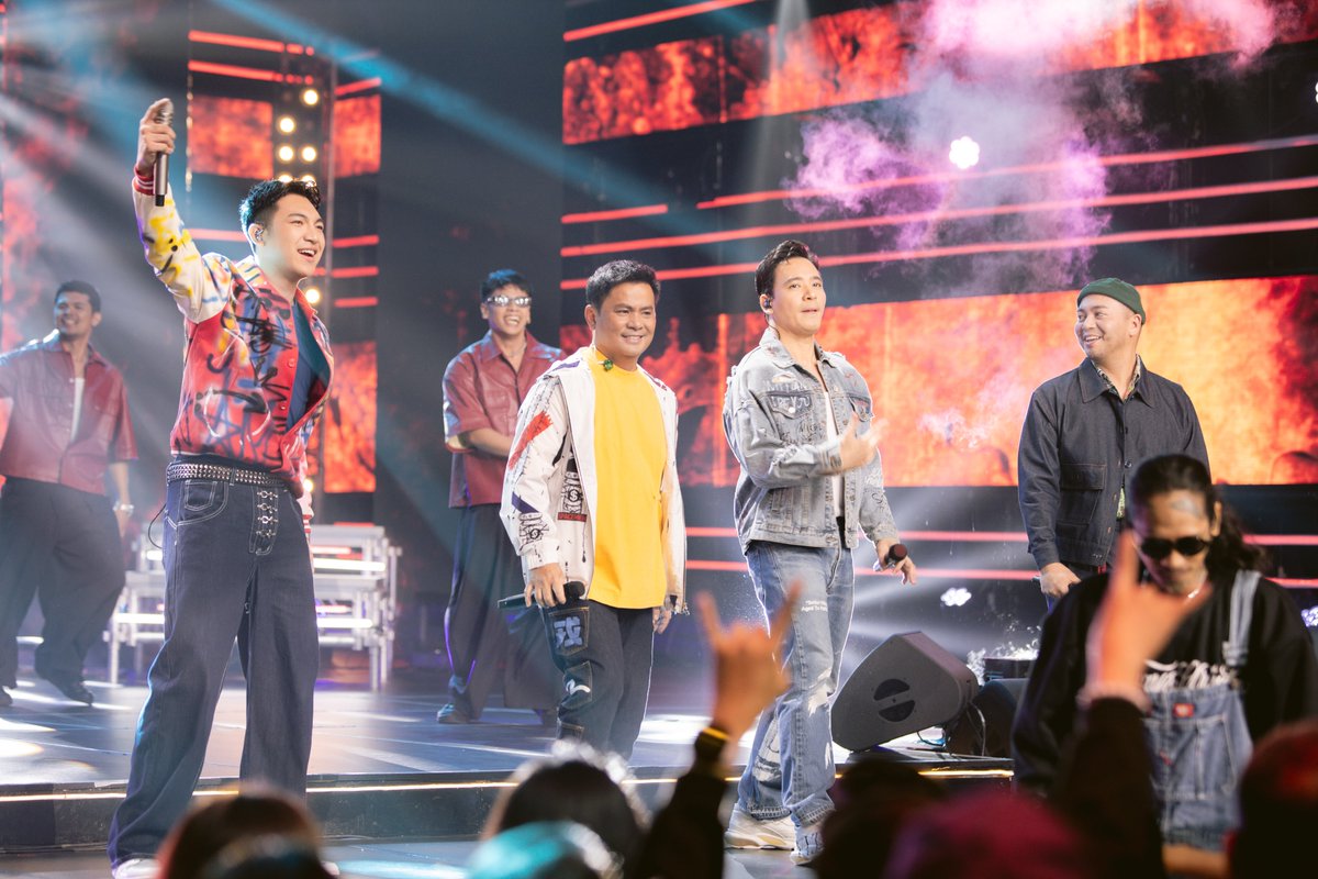 polarisabscbn's tweet photo. ICYMI: The Voice USA champ #SofronioVasquez takes the stage at #ASAPBQPasasalamat as #ASAP celebrates the success of the hit series #BatangQuiapo.
Stream “Tadhana” from #TheSecretsofHotel88: Original Soundtrack: 🔗 https://t.co/rQtuBHLLGA
#StarMagic #TatakStarMagic #StarMusicPH https://t.co/vmM5CtNEvC