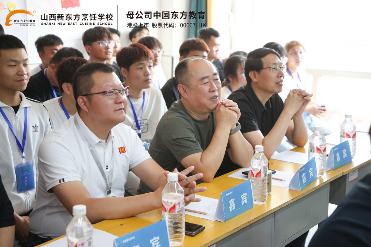 AlejandroCercas's tweet photo. Just wrapped up an insightful training on [主题，如：Digital Marketing Trends 2024]! Learned actionable strategies, connected with amazing peers, and left with fresh ideas to level up. Grateful for the expert facilitator and engaging sessions!  #ProfessionalGrowth #TrainingWin https://t.co/BnQJoGo5oY