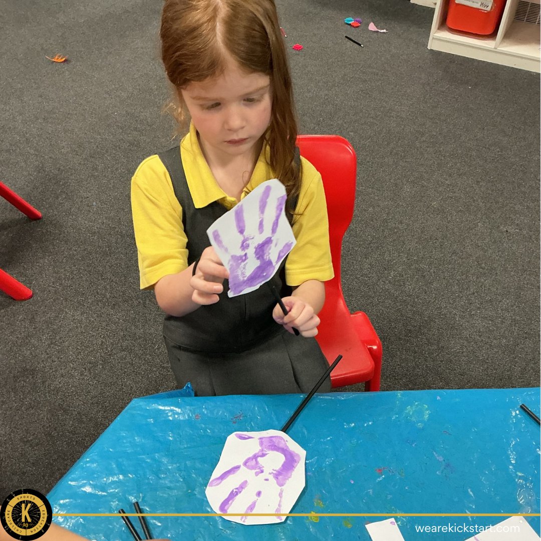 wearekickstart's tweet image. Yesterday at Bradshaw Hall Primary, the children made beautiful flower bouquets to take home 🌸💐

#BradshawHallPrimary #SchoolActivities #FlowerBouquets #HandsOnLearning #LittleFlorists #Kickstart