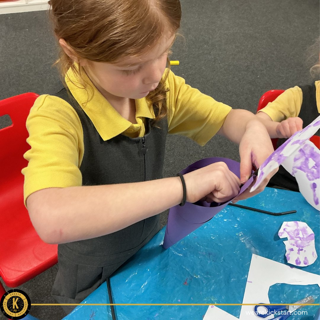 wearekickstart's tweet image. Yesterday at Bradshaw Hall Primary, the children made beautiful flower bouquets to take home 🌸💐

#BradshawHallPrimary #SchoolActivities #FlowerBouquets #HandsOnLearning #LittleFlorists #Kickstart