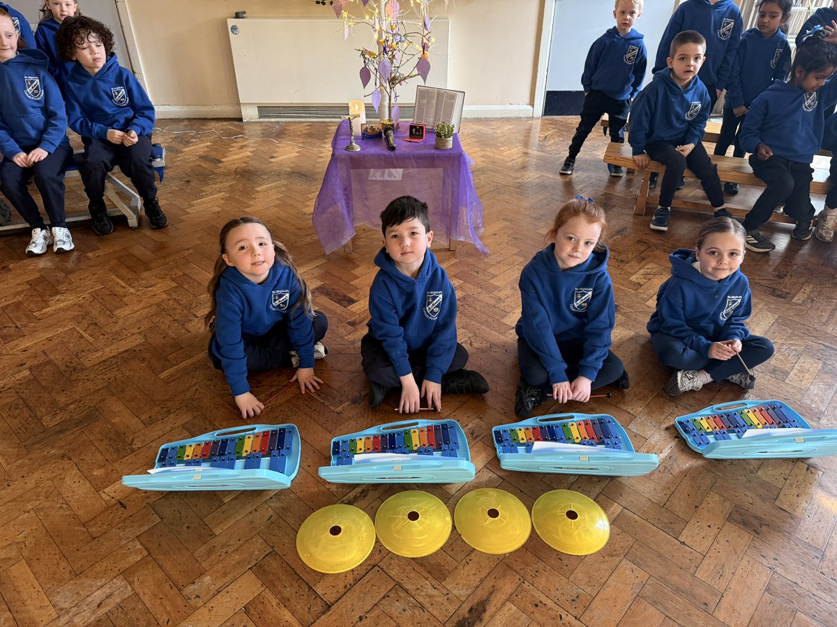 stmonicasbootle's tweet photo. Our amazing 1H with their special Mother’s Day Assembly. The children shone brightly, with sign language, music instruments and a key message: love is at the core of all we do, whatever our family make up is. https://t.co/NHaLqkSPBC