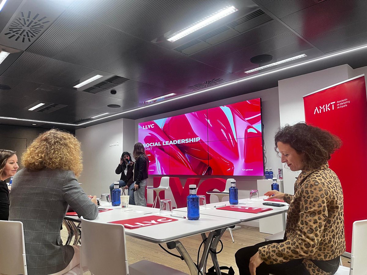 Asociación de Marketing de España - AMKT tweet media