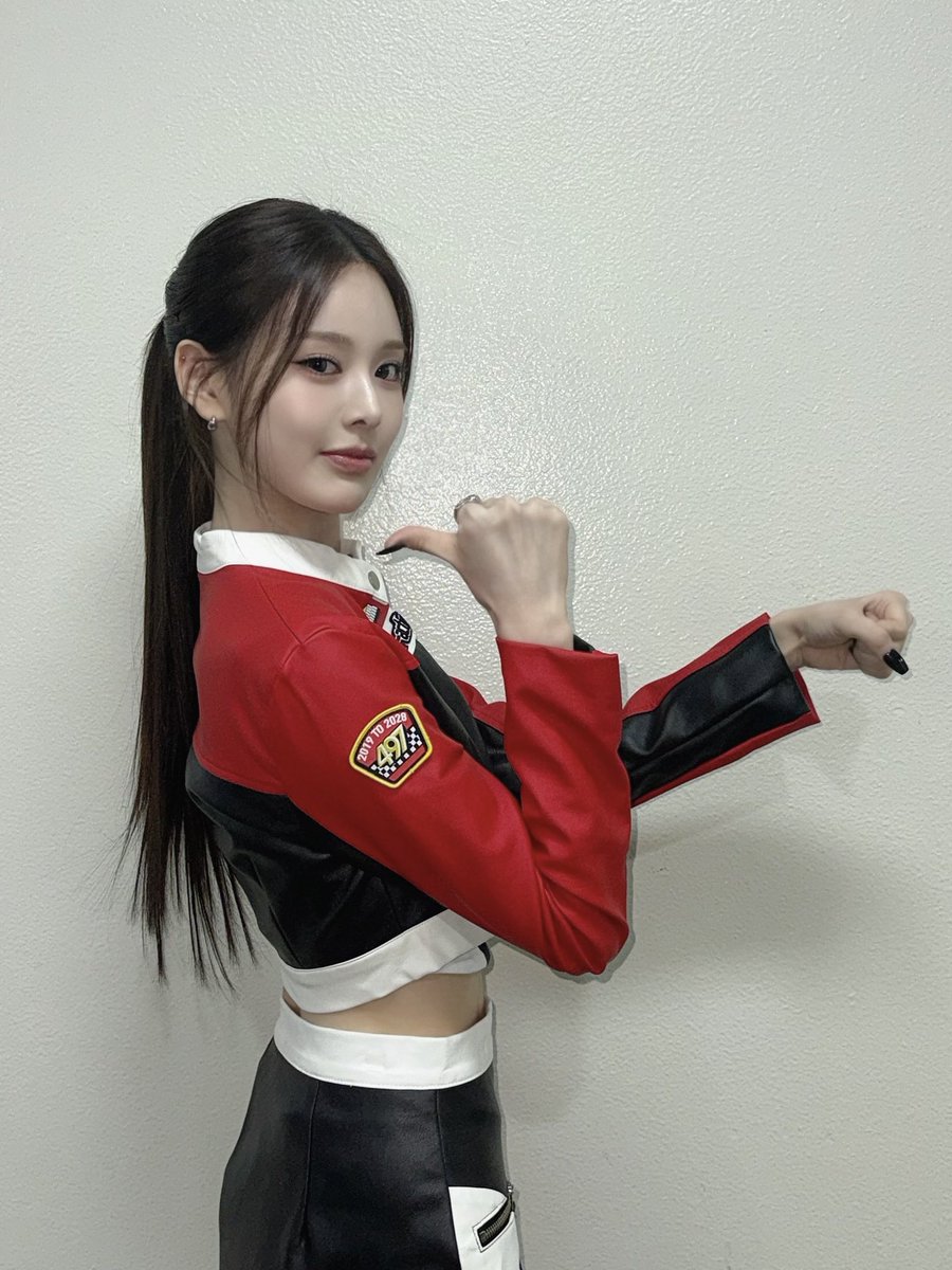 izna_offcl's tweet photo. [iznaPIC📷]

2026.03.13 KBS2 <뮤직뱅크>

#izna #이즈나
#BANGJEEMIN #방지민 https://t.co/JimelilUWH