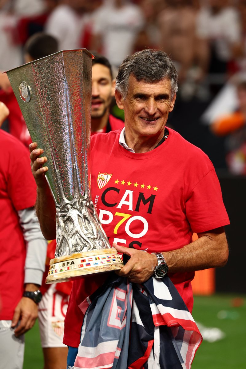 ¡Hoy deseamos un feliz cumpleaños a José Luis Mendilibar! 🎂

Un fuerte abrazo desde Sevilla. 🫂