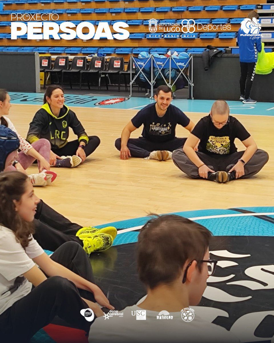 Fund_Breogan's tweet photo. 🏃‍♂️💙 Lugo Running Club no Proxecto Persoas.

Onte compartimos unha xornada moi especial con Lugo Running Club, nun adestramento cheo de compañeirismo e bo ambiente.

Tamén participou con nós Mauro Nogueira, fisioterapeuta do @CBBreogan.

@vicedepulugo 

https://t.co/yHWWosZzT7 https://t.co/queOvbyAj8