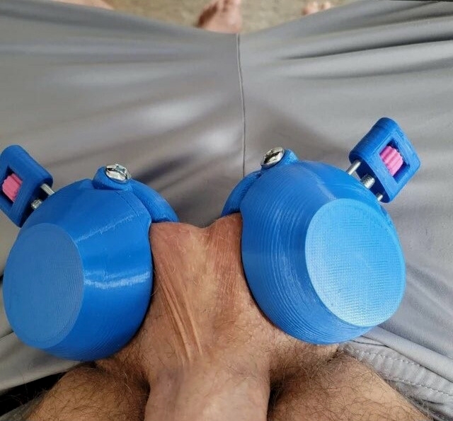 Gay BDSM Date Finder tweet media