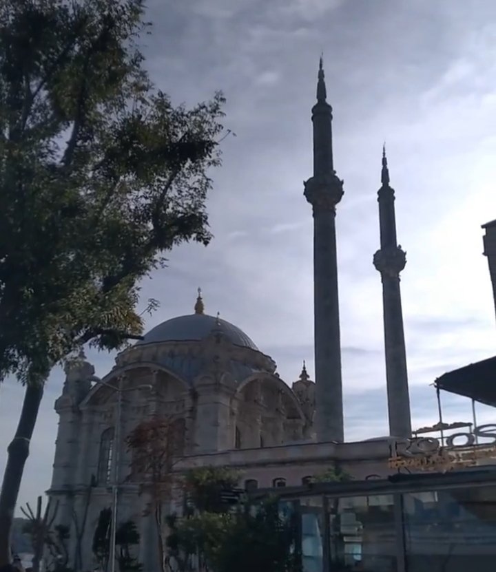 b_ayramoffs's tweet photo. Ramazan ayının son Cümə günündə bu gününüz nurla, qəlbiniz hüzurla, dualarınız qəbul ilə dolu olsun inşAllah 🙏❤️ https://t.co/aqcWiK6eZi