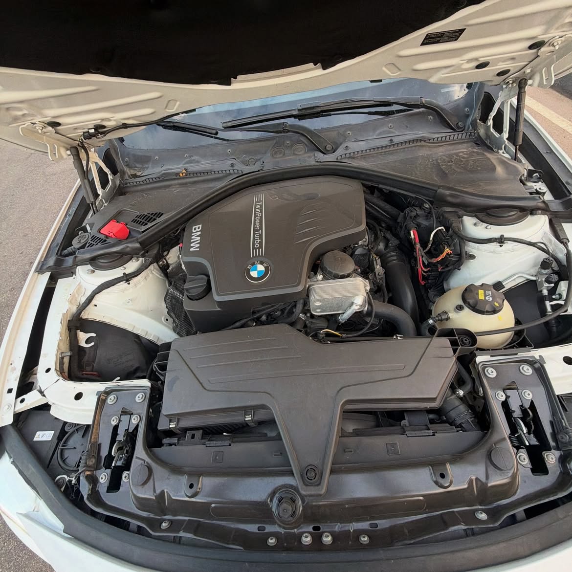 CARsCONNECT tweet media