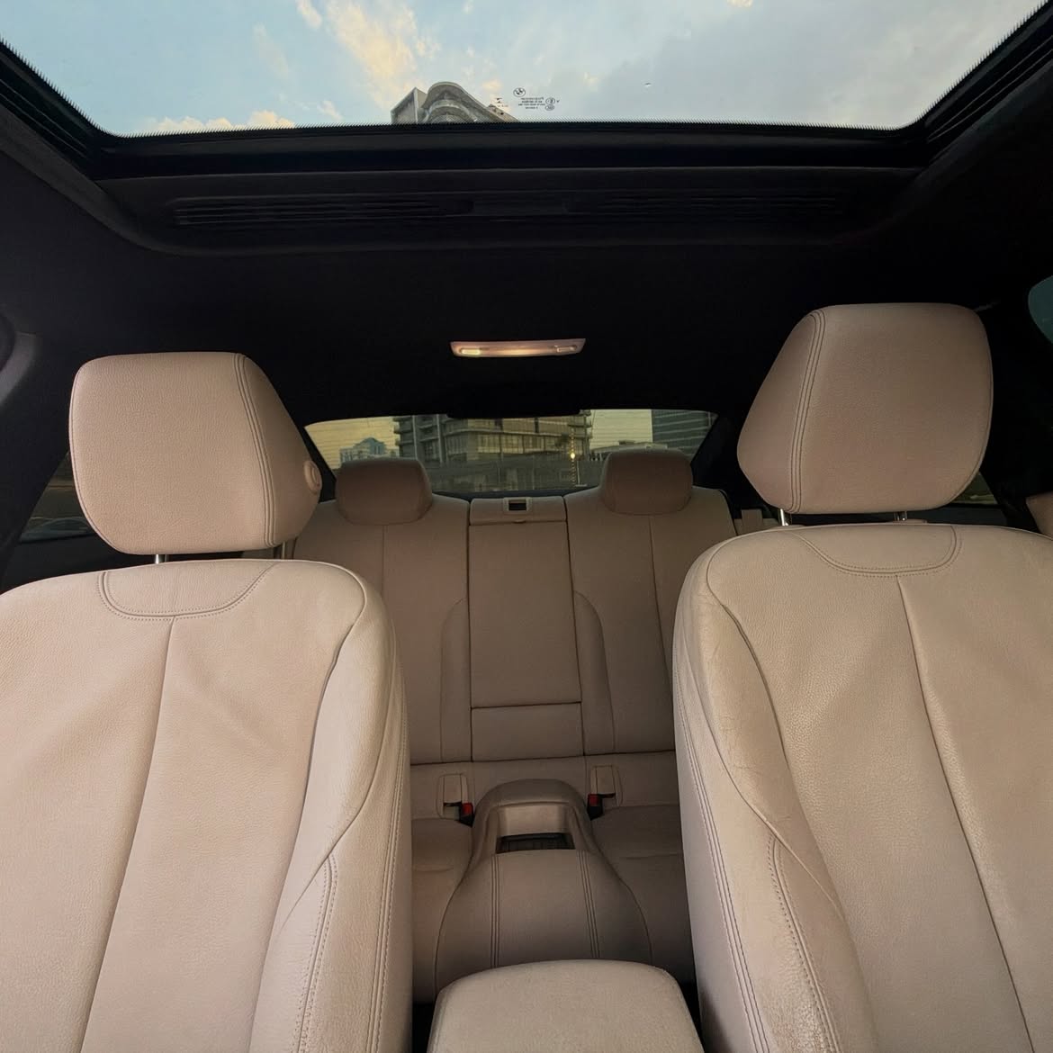 CARsCONNECT tweet media