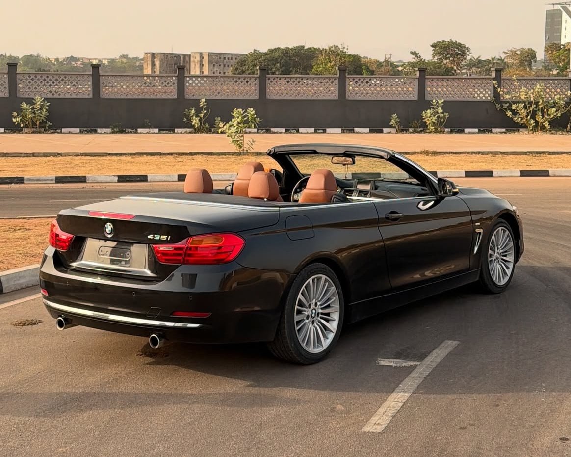 CARsCONNECT tweet media