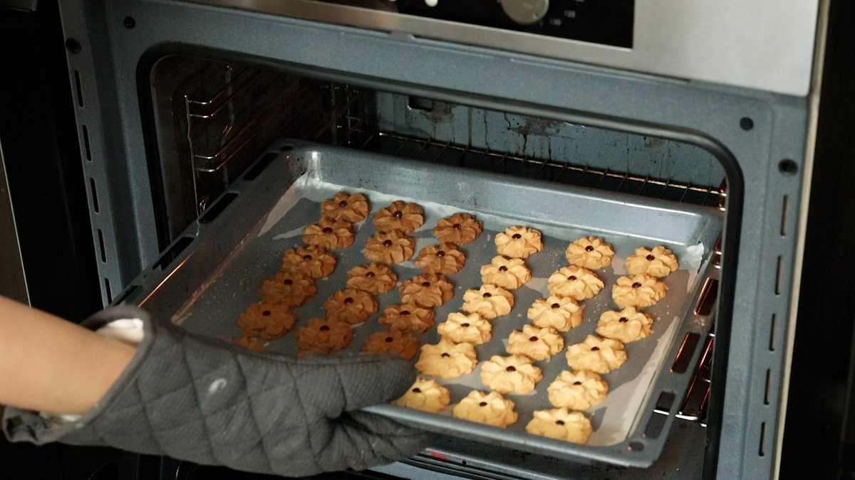 Devina Hermawan tweet media