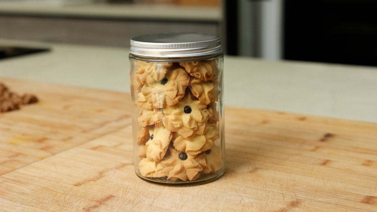 Devina Hermawan tweet media